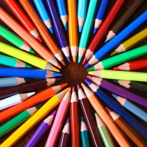 Color pencils in a circle