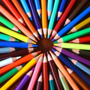 Color pencils in a circle
