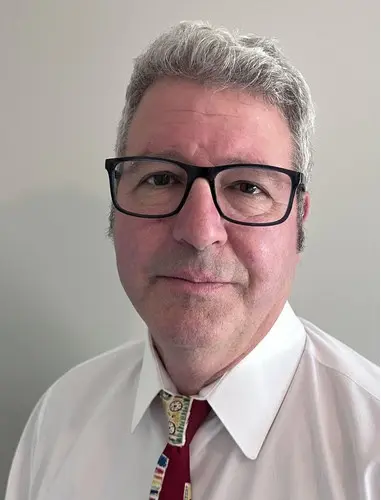 Principal Komar